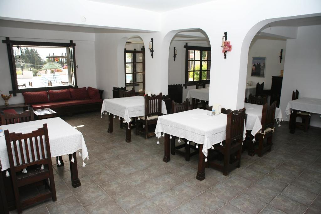 Sunny Garden Nilufer Hotel Turgutreis Restaurant bilde