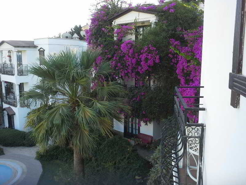 Sunny Garden Nilufer Hotel Turgutreis Eksteriør bilde